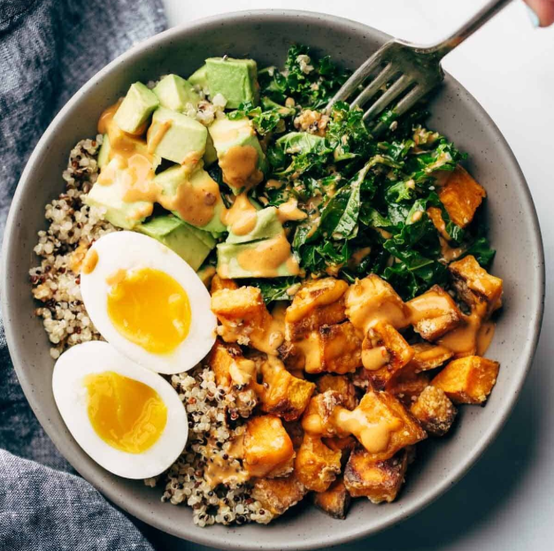 Healthy food bowls in Kochi